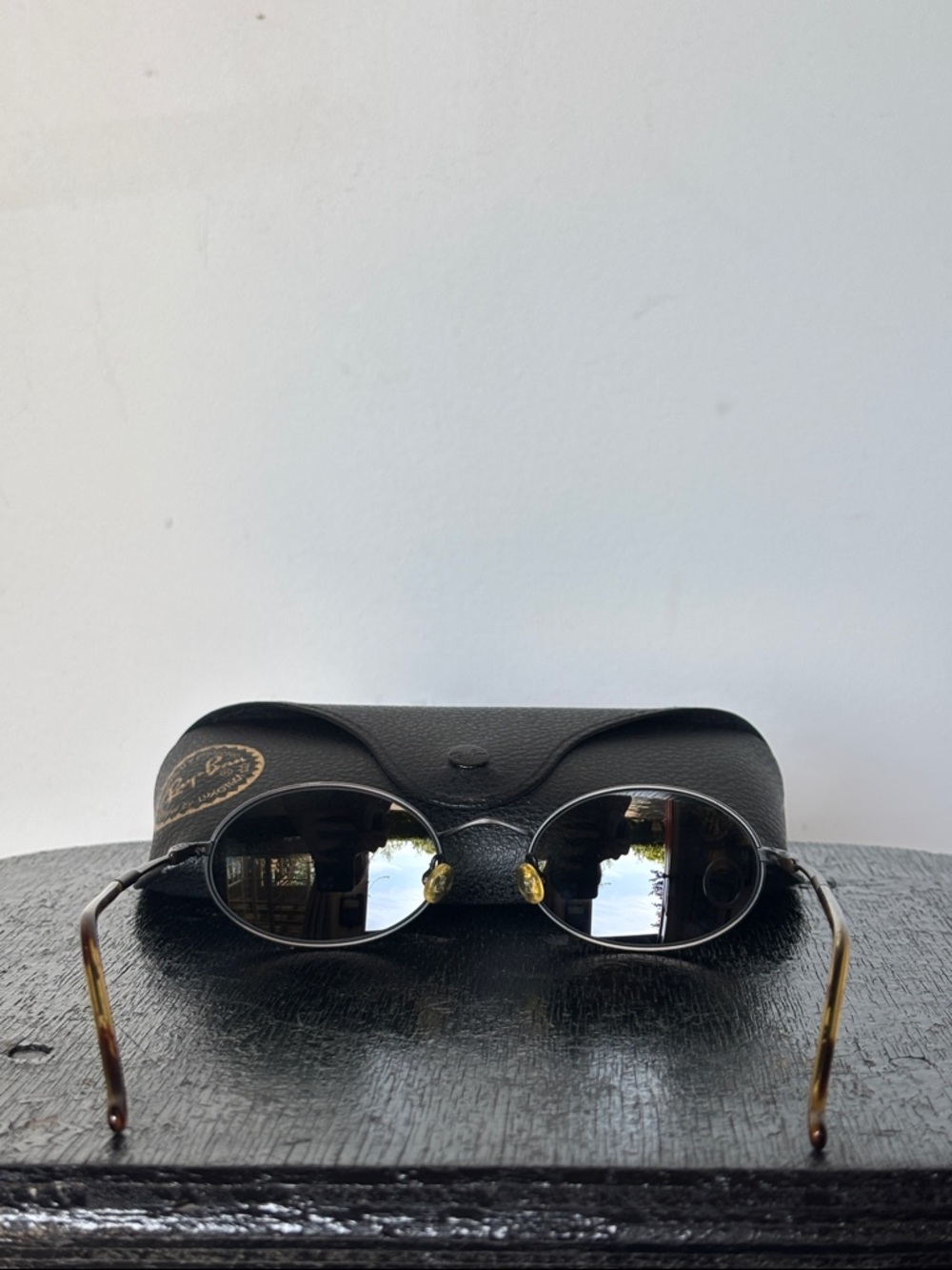 Vintage B&L Ray-Ban Black Metal Oval Sunglasses with Green Lenses - Picture 6 of 12